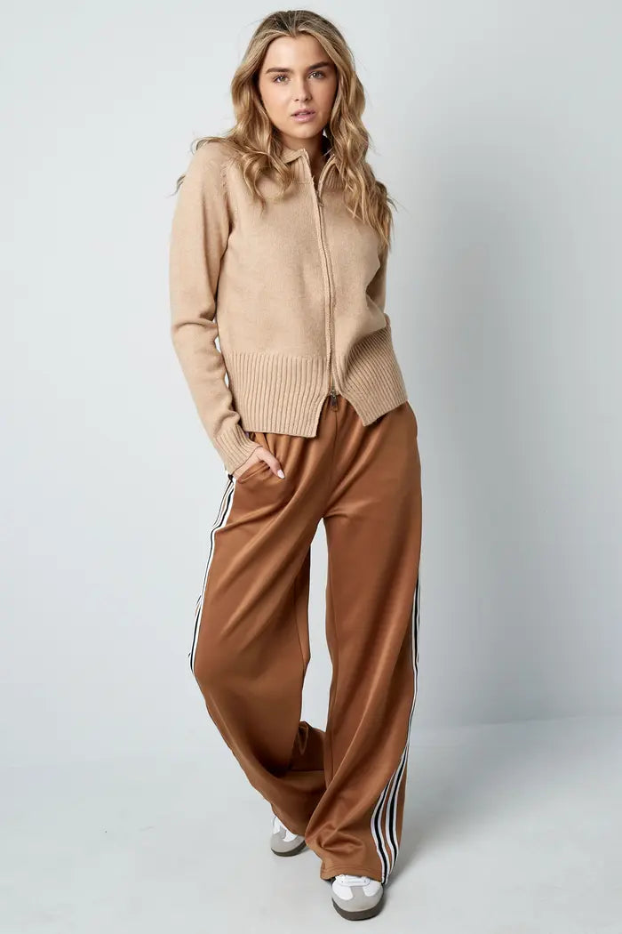 Gestreepte must have broek - beige